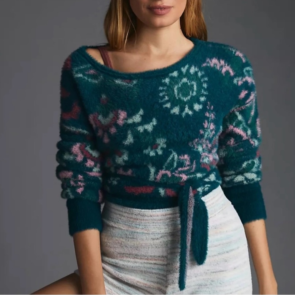 Super soft green Anthropologie sweater, size small only worn once